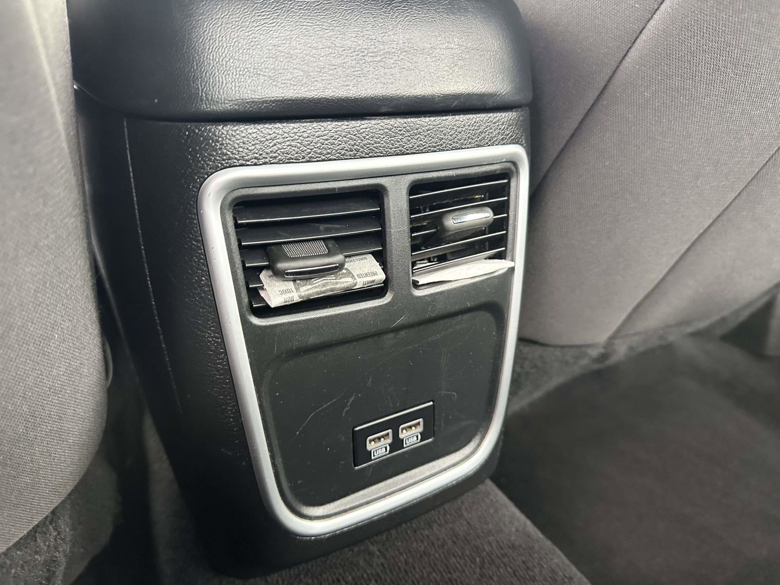 Used 2023 Dodge Charger SXT image 10