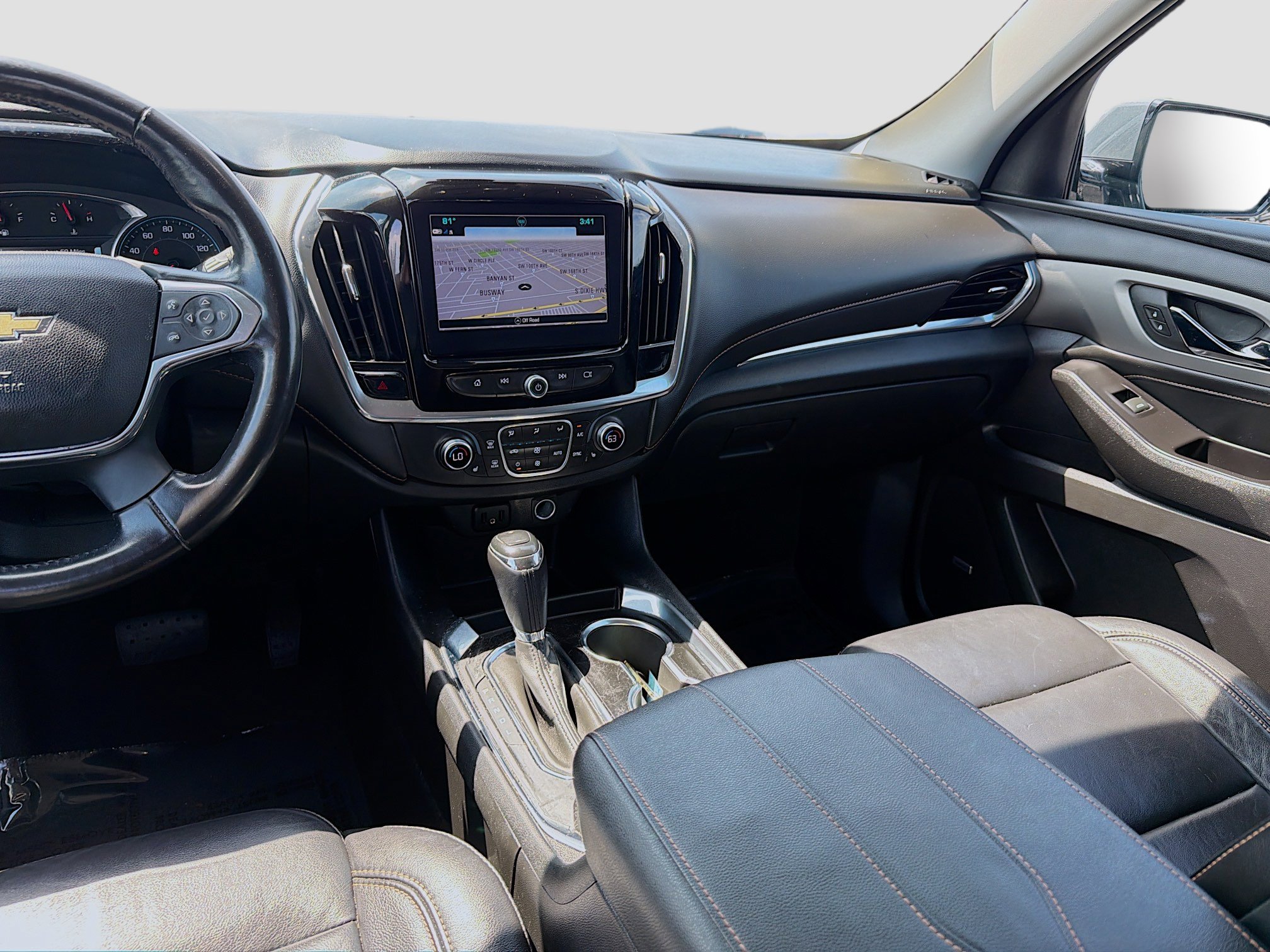 Used 2018 Chevrolet Traverse LT FWD image 22
