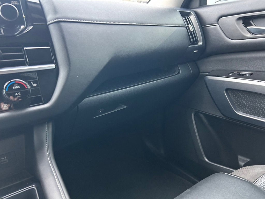 Used 2022 Nissan Pathfinder SL image 49