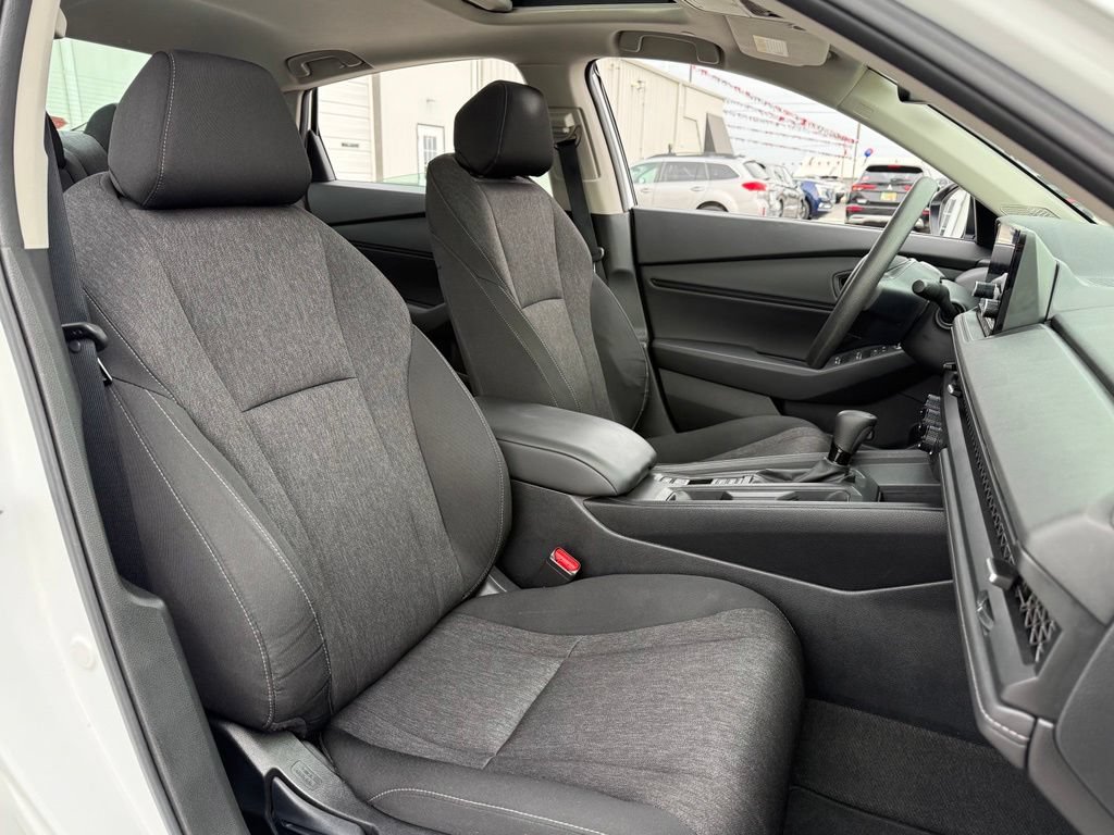 Used 2023 Honda Accord EX image 26
