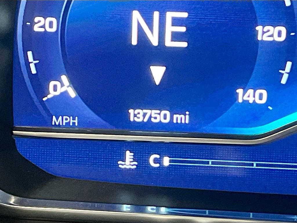 Used 2023 Chevrolet Tahoe Premier AWD/4WD image 12