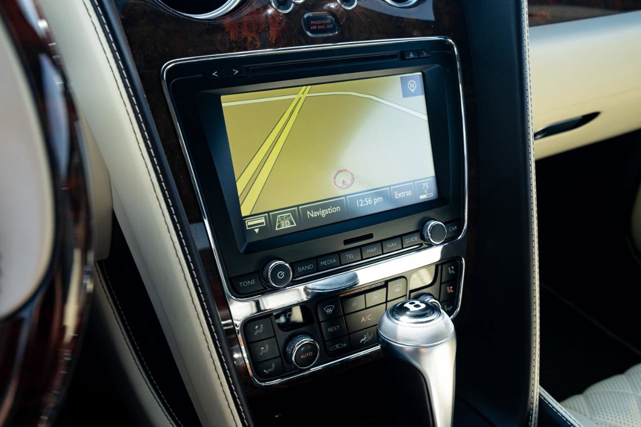 Used 2017 Bentley Continental GT image 43