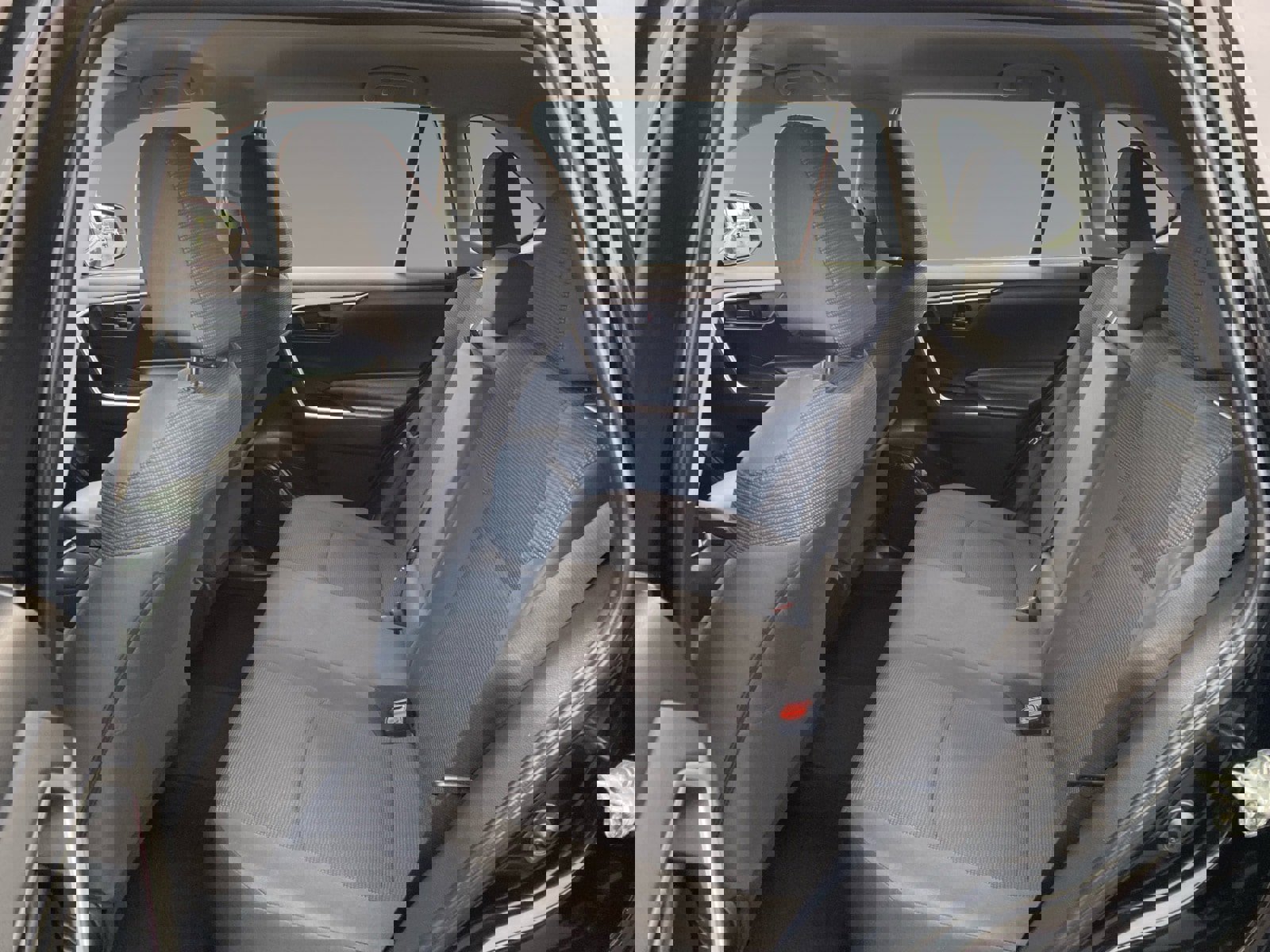 Used 2023 Toyota RAV4 LE image 13