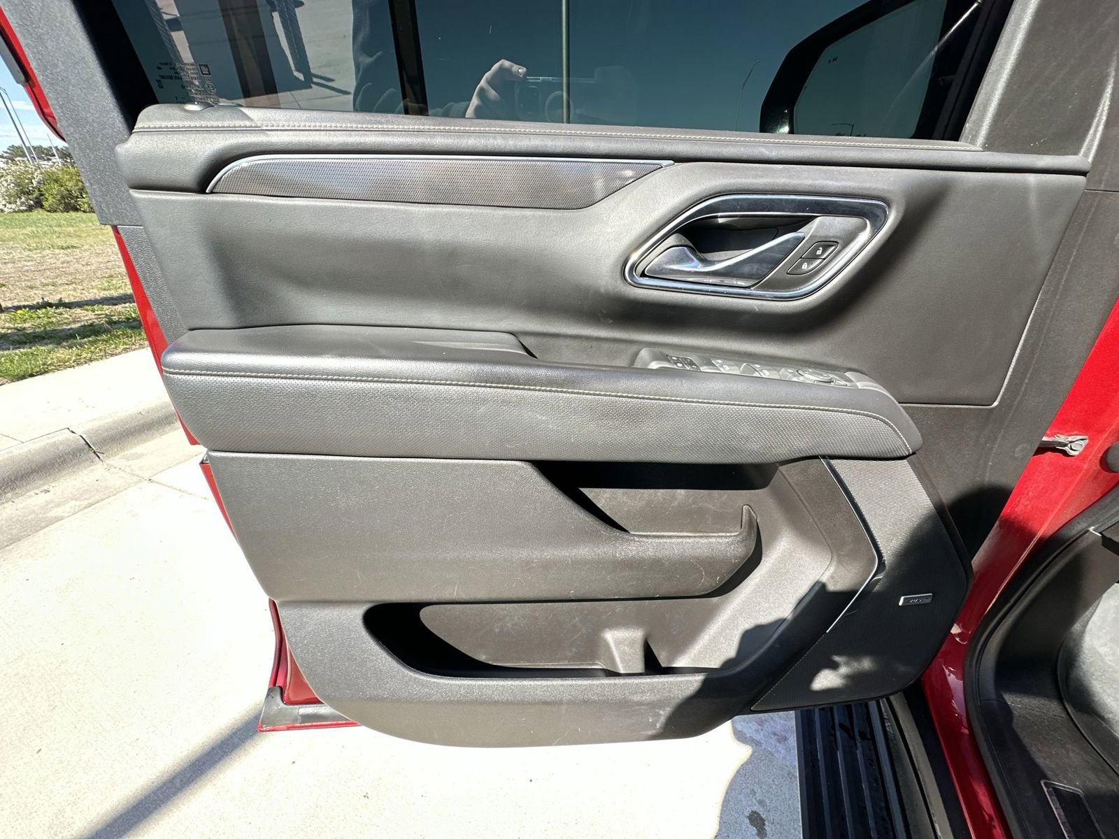 Used 2021 GMC Yukon AT4 w/ AT4 Premium Package AWD/4WD image 23