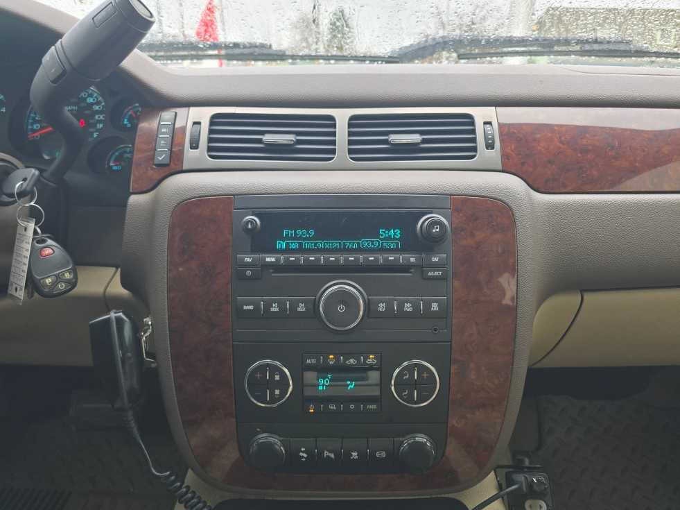 Used 2011 Chevrolet Silverado 3500 LTZ image 12