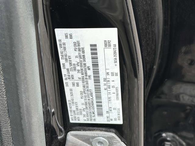 Used 2019 Lincoln MKC Select w/ Select Plus Package AWD/4WD image 14