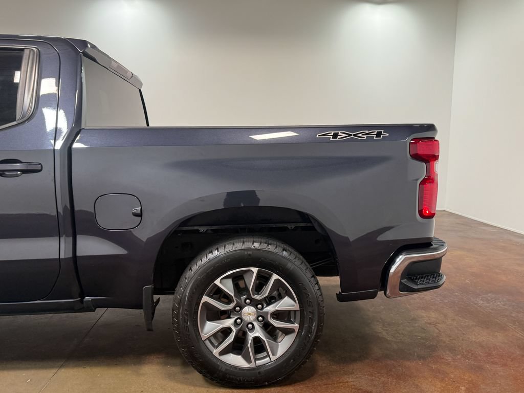Used 2023 Chevrolet Silverado 1500 LT AWD/4WD image 37