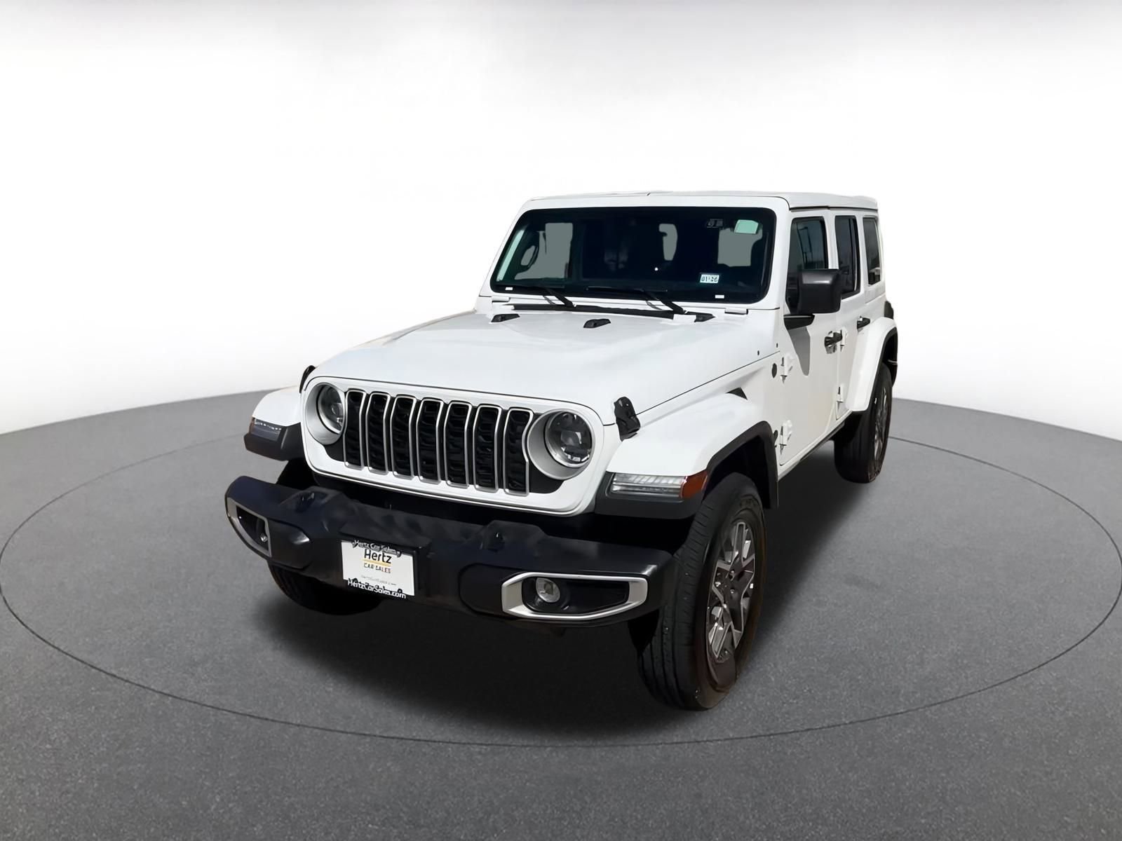 Used 2025 Jeep Wrangler Sahara image 7