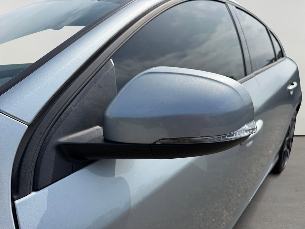 Used 2018 Volvo S60 T5 Dynamic w/ Vision Package FWD image 11