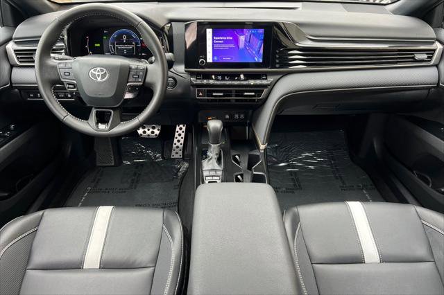 Certified 2025 Toyota Camry SE w/ Convenience Package image 3