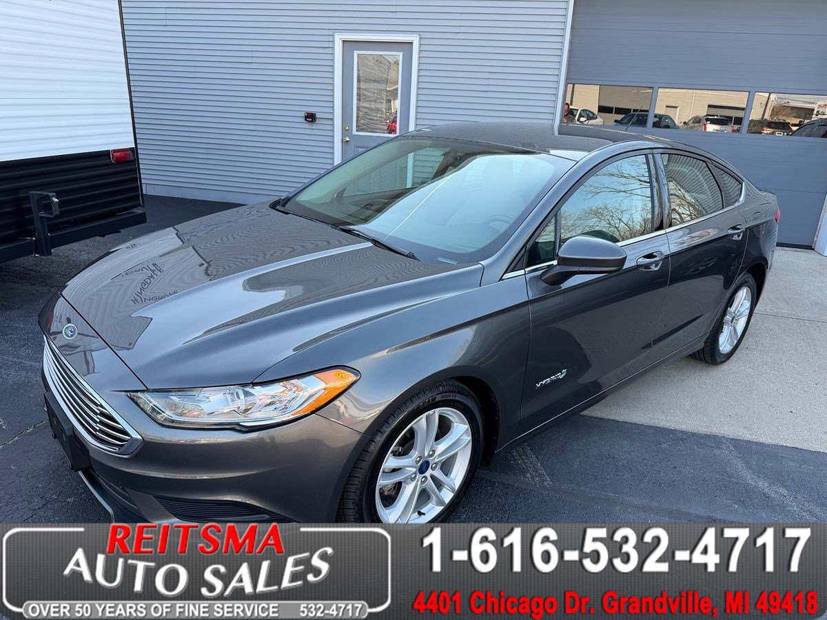 Used 2018 Ford Fusion S FWD image 1