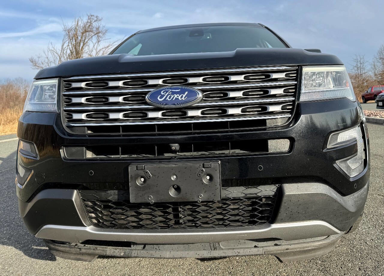 Used 2017 Ford Explorer Limited w/ Equipment Group 301A image 23