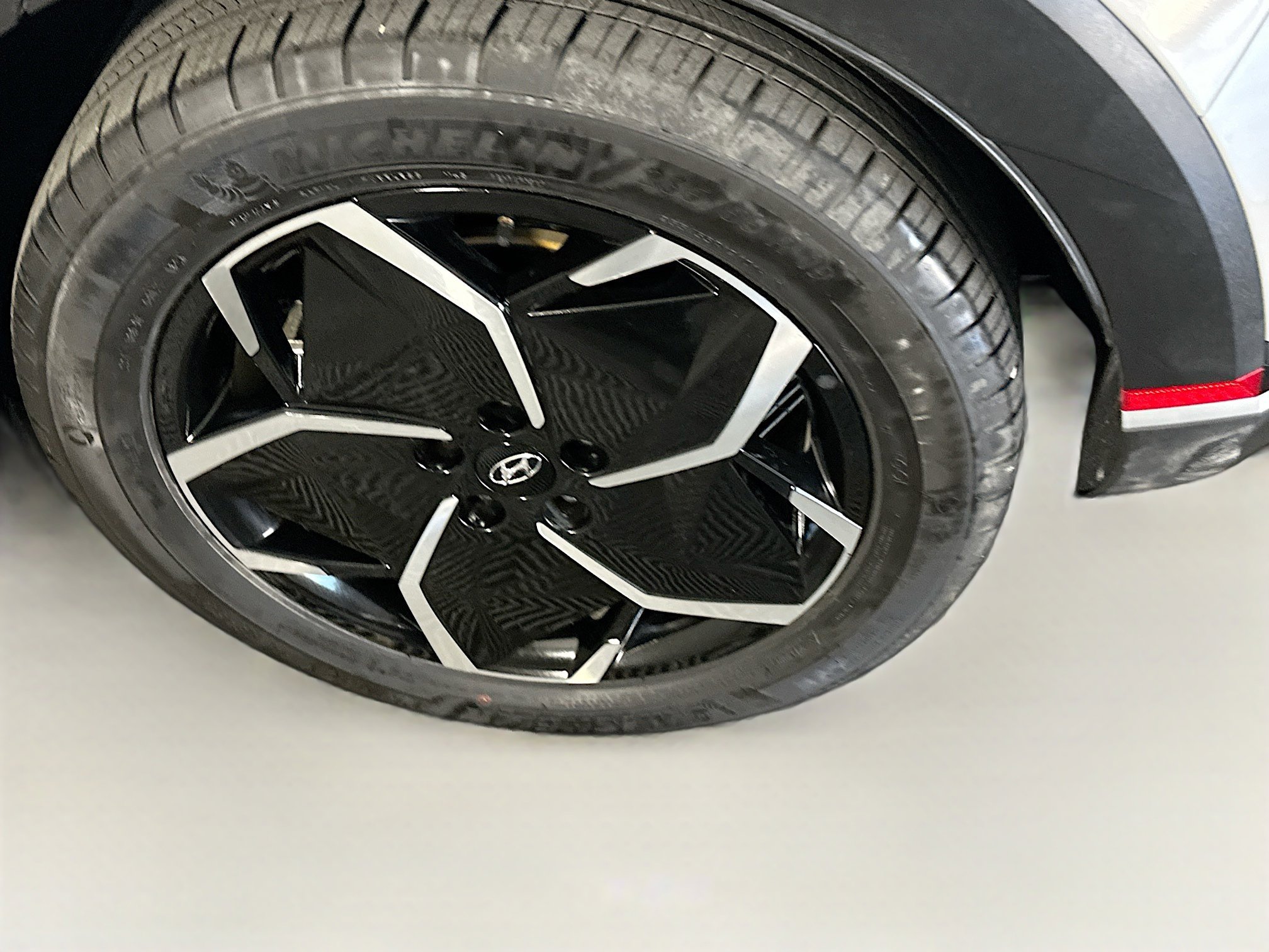 Used 2024 Hyundai Ioniq 5 SEL image 11