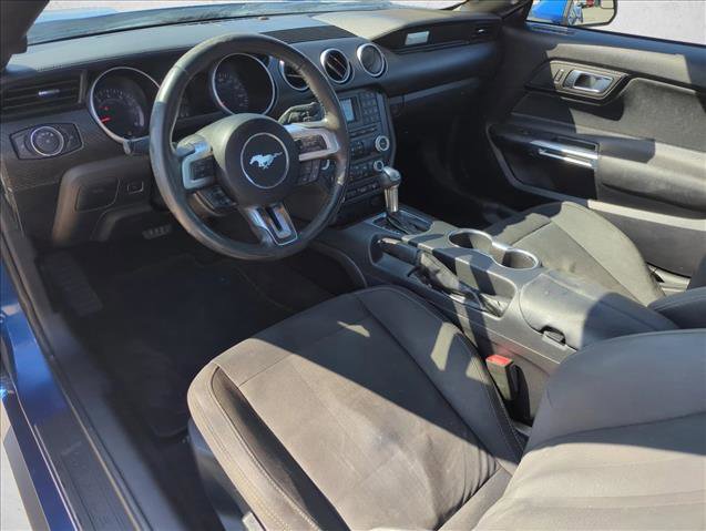 Used 2018 Ford Mustang Coupe image 9