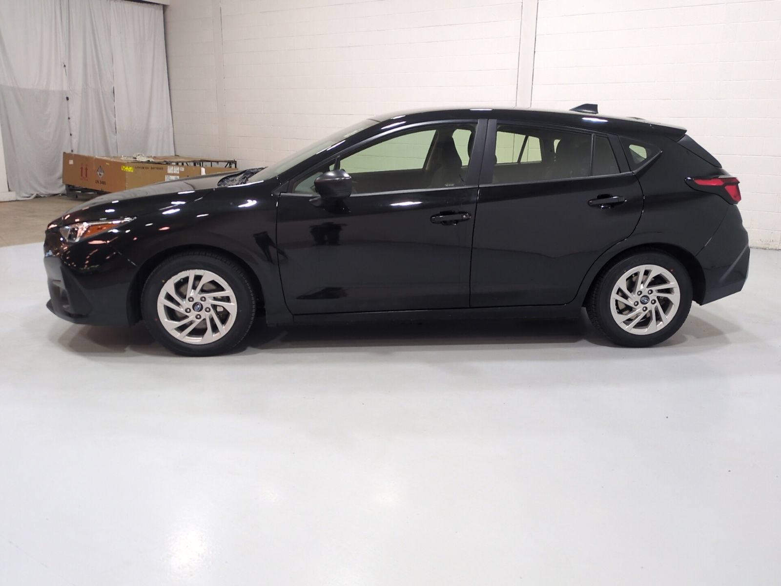 Certified 2024 Subaru Impreza 2.0i w/ Popular Package #1A AWD/4WD image 6