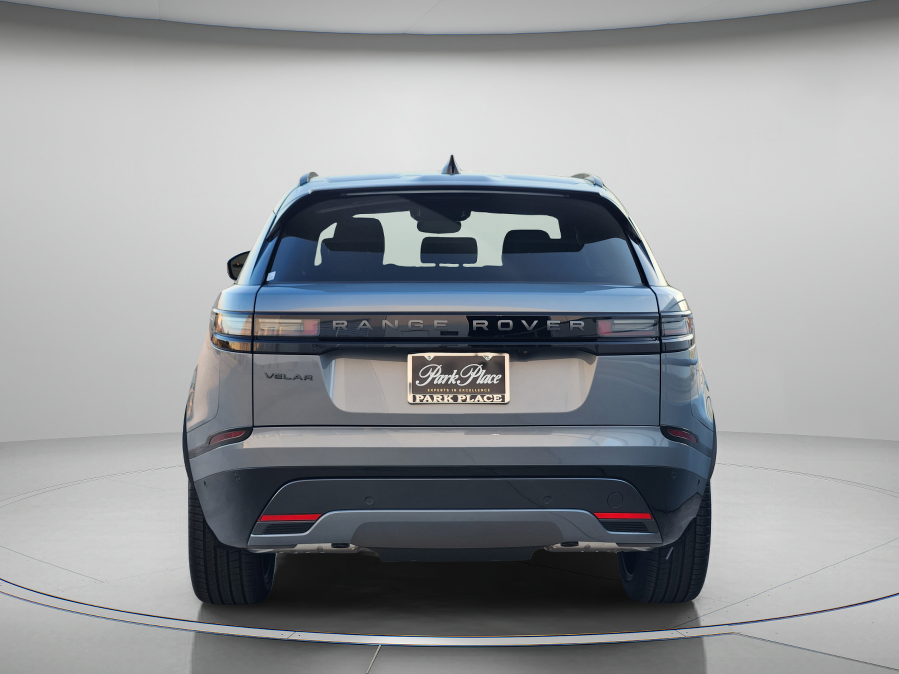 New 2026 Land Rover Range Rover Velar Belgravia AWD/4WD image 4