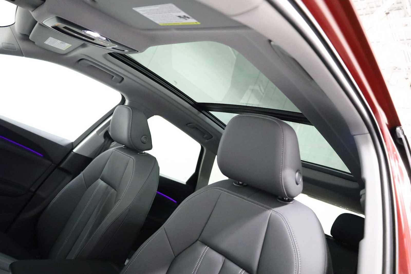 Used 2025 Audi Q5 Premium Plus w/ Premium Plus image 18