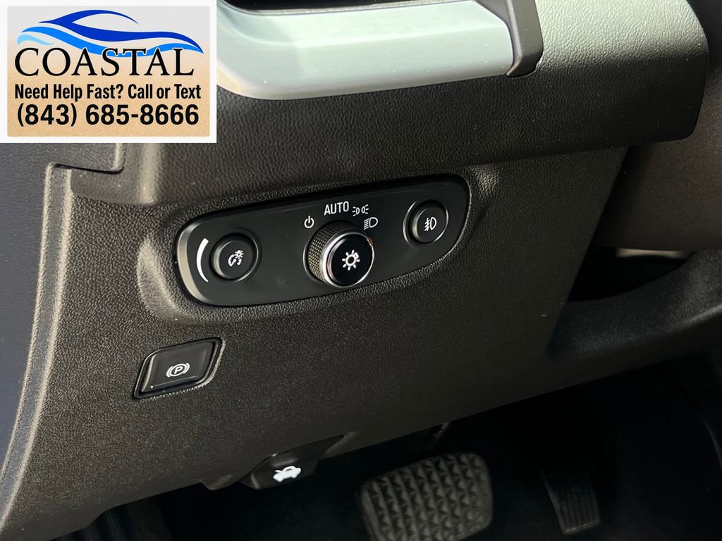 Used 2024 GMC Terrain SLT FWD image 9