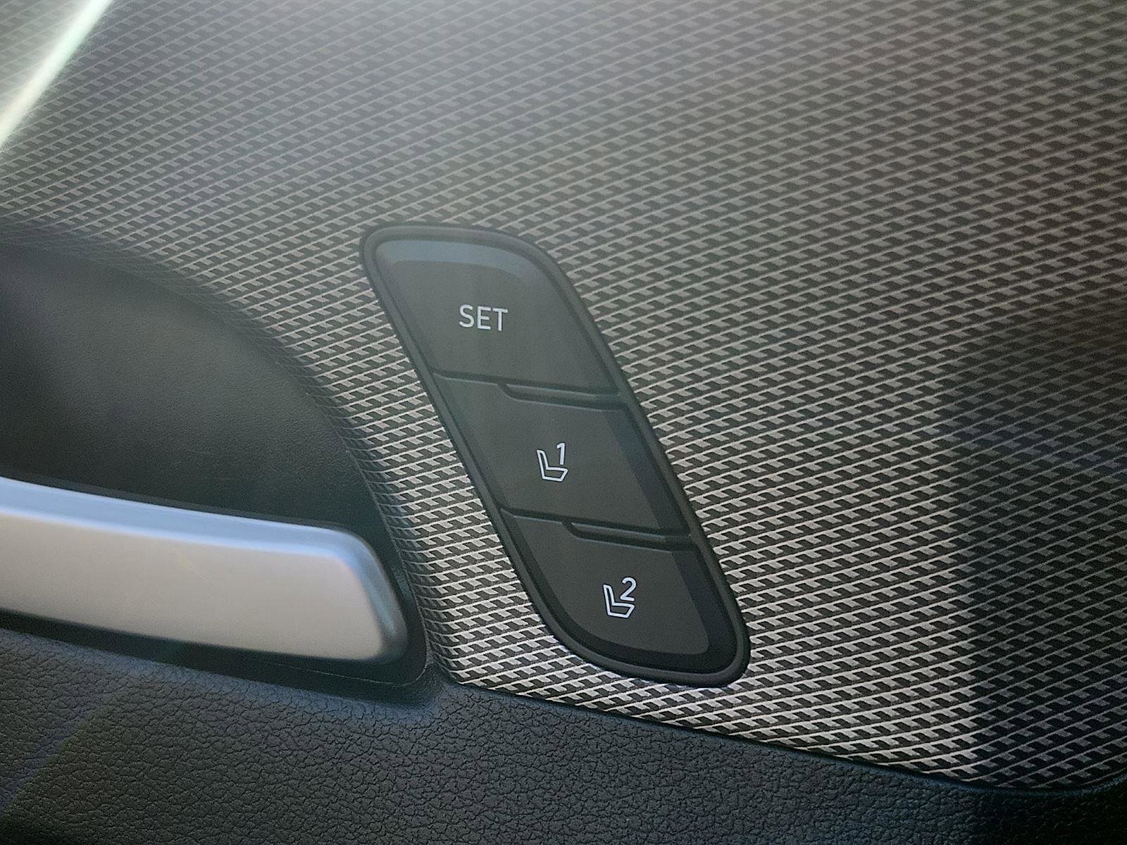 Used 2019 Hyundai Santa Fe AWD image 26