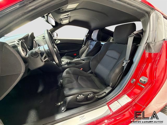 Used 2009 Nissan 370Z Touring w/ Sport Pkg image 23