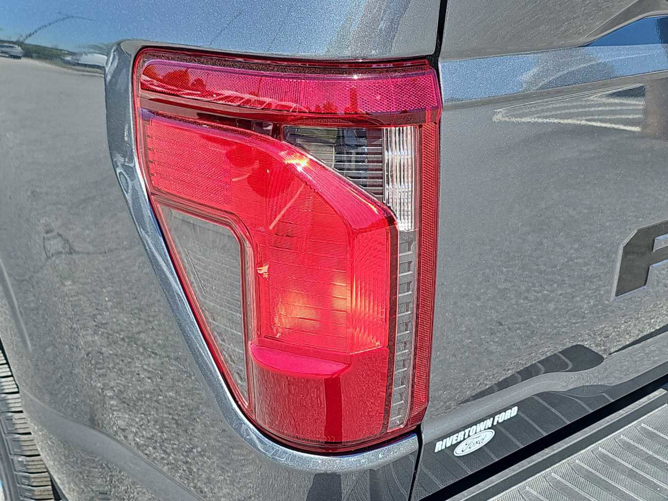 New 2025 Ford F150 XLT w/ Equipment Group 301A Standard image 16