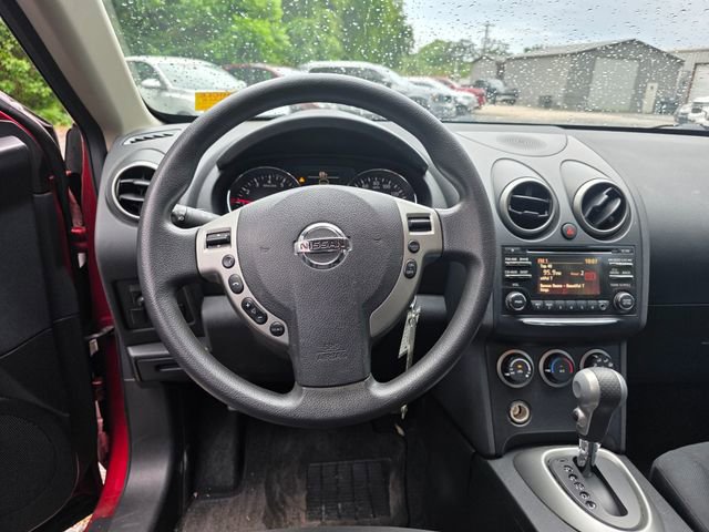 Used 2014 Nissan Rogue S w/ Convenience Package FWD image 14