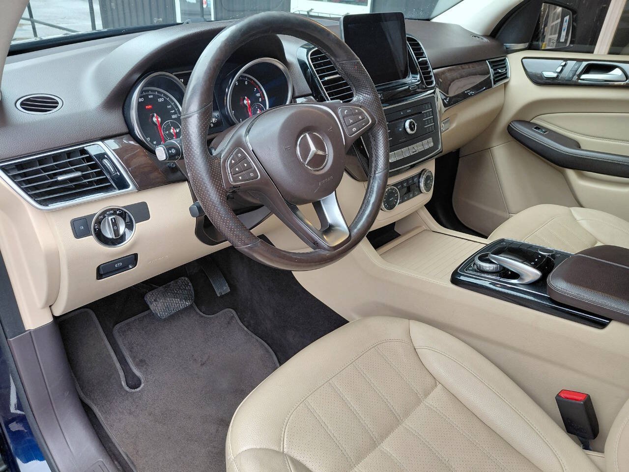 Used 2018 Mercedes-Benz GLE 350 4MATIC w/ Premium 2 Package image 14