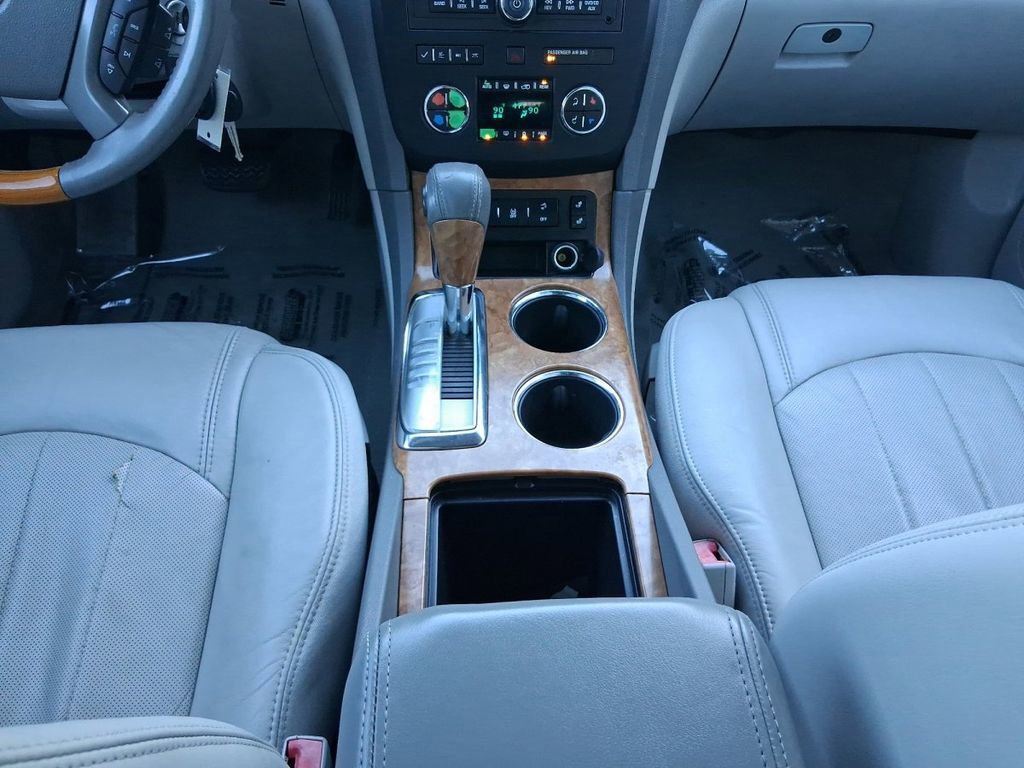 Used 2012 Buick Enclave Leather image 3