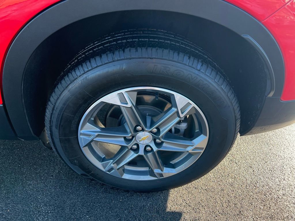 Used 2023 Chevrolet Blazer LT image 14