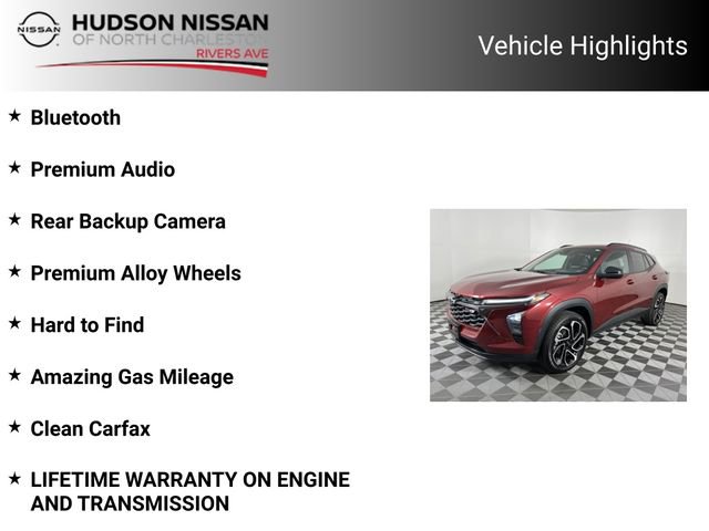 Used 2024 Chevrolet Trax RS w/ Sunroof Package FWD image 11