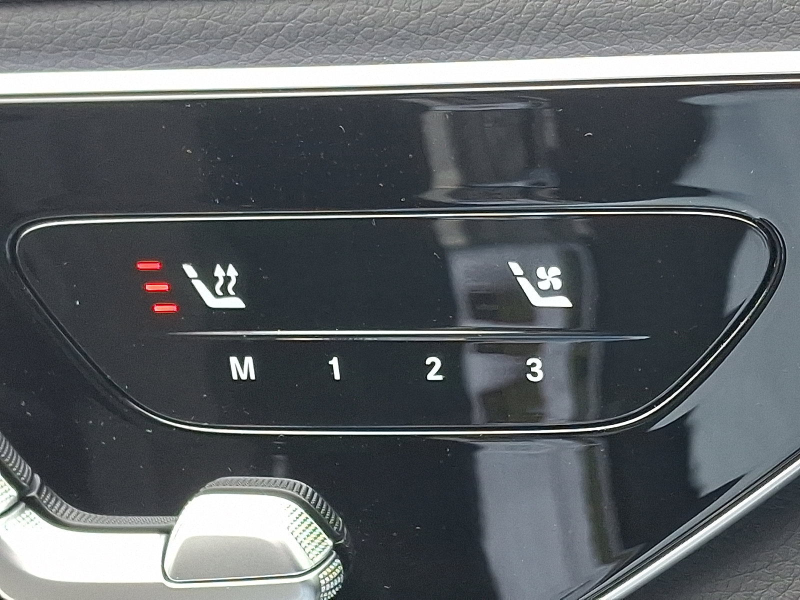 New 2026 Mercedes-Benz GLC 300 4MATIC image 19