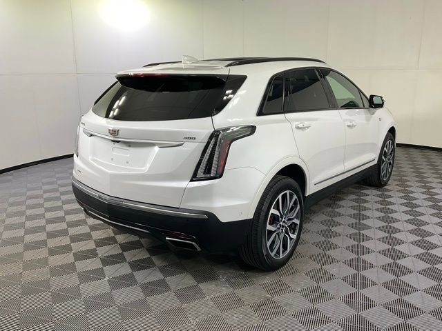 Certified 2023 Cadillac XT5 Sportv w/ Technology Package image 6