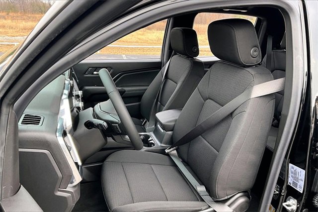 New 2026 GMC Canyon Elevation w/ Convenience Package image 9