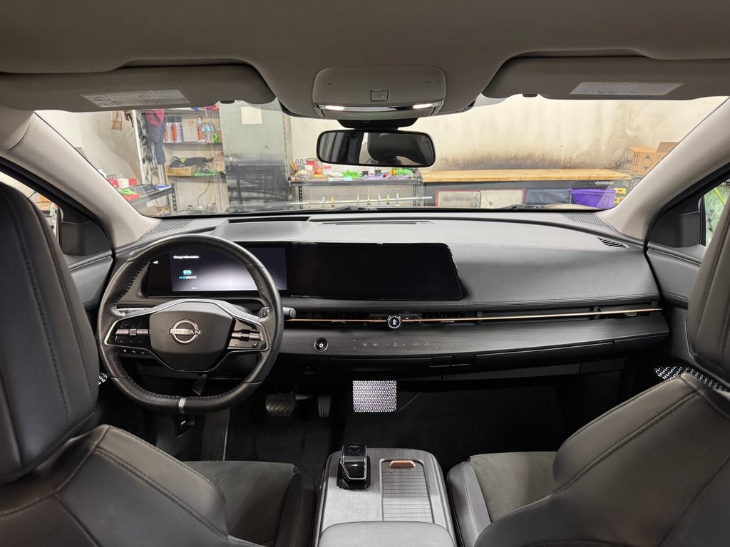 Used 2023 Nissan Ariya FWD image 26