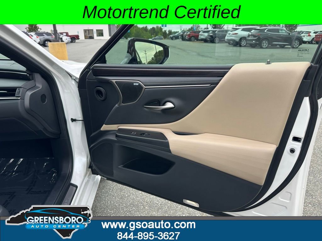 Used 2021 Lexus ES 350 Ultra Luxury w/ Accessory Package 2 FWD image 19