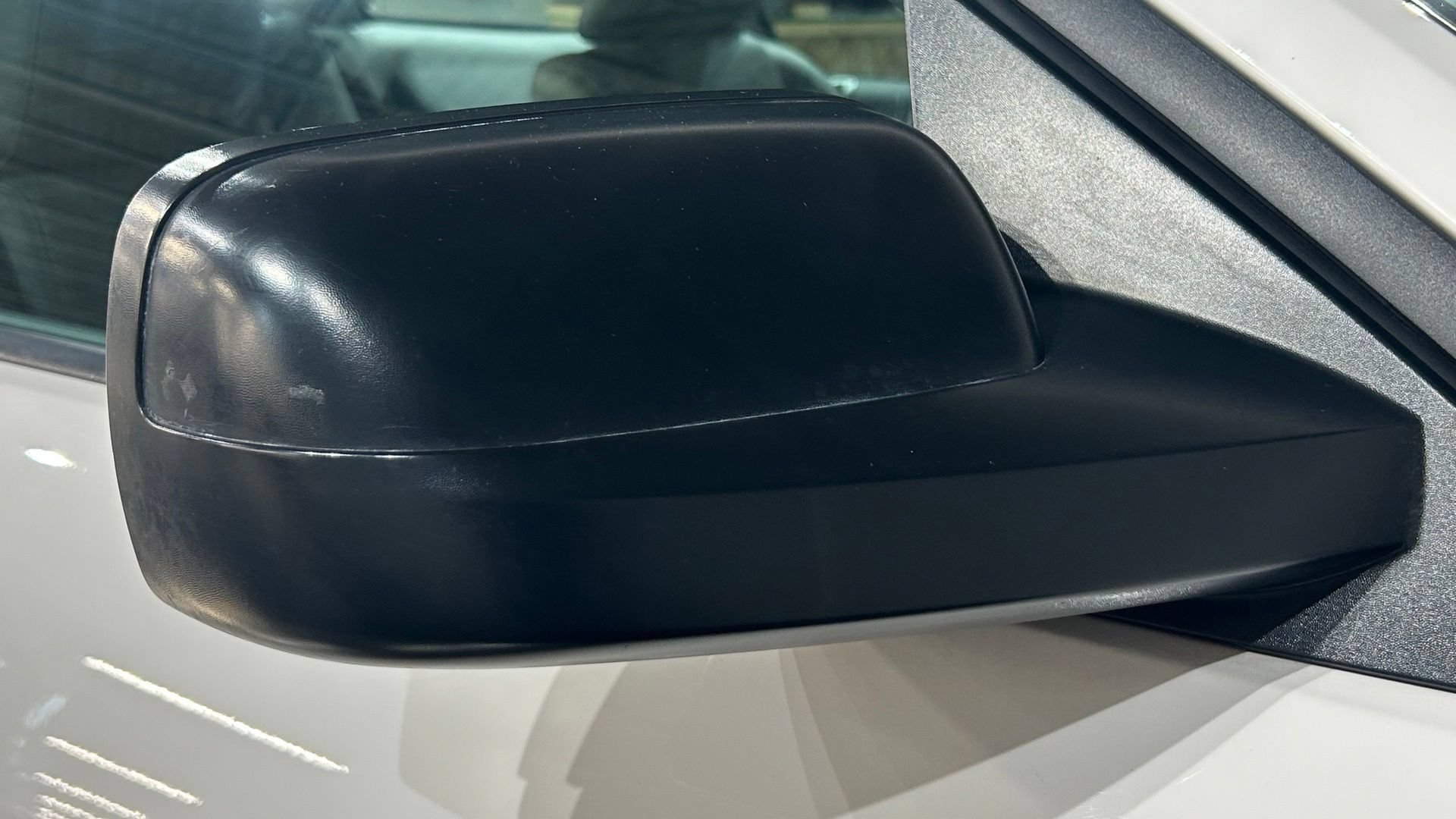 Used 2007 Ford Mustang GT RWD image 13