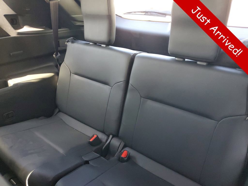 Used 2024 Mitsubishi Outlander SE AWD/4WD image 11