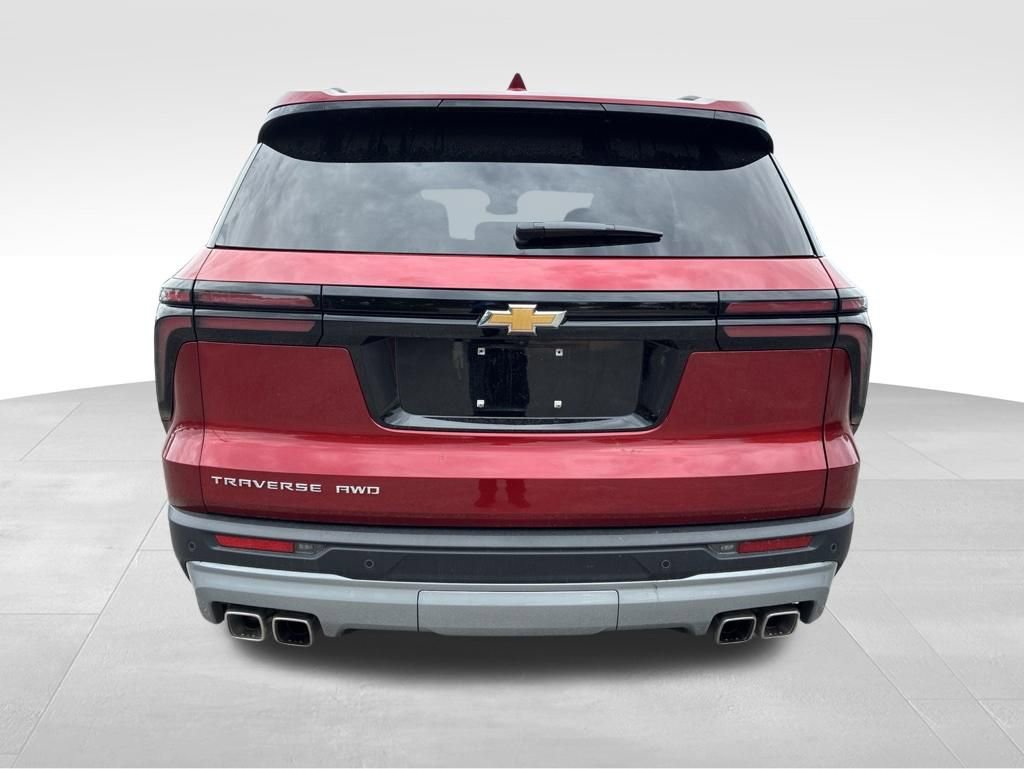 Used 2026 Chevrolet Traverse LT AWD/4WD image 4