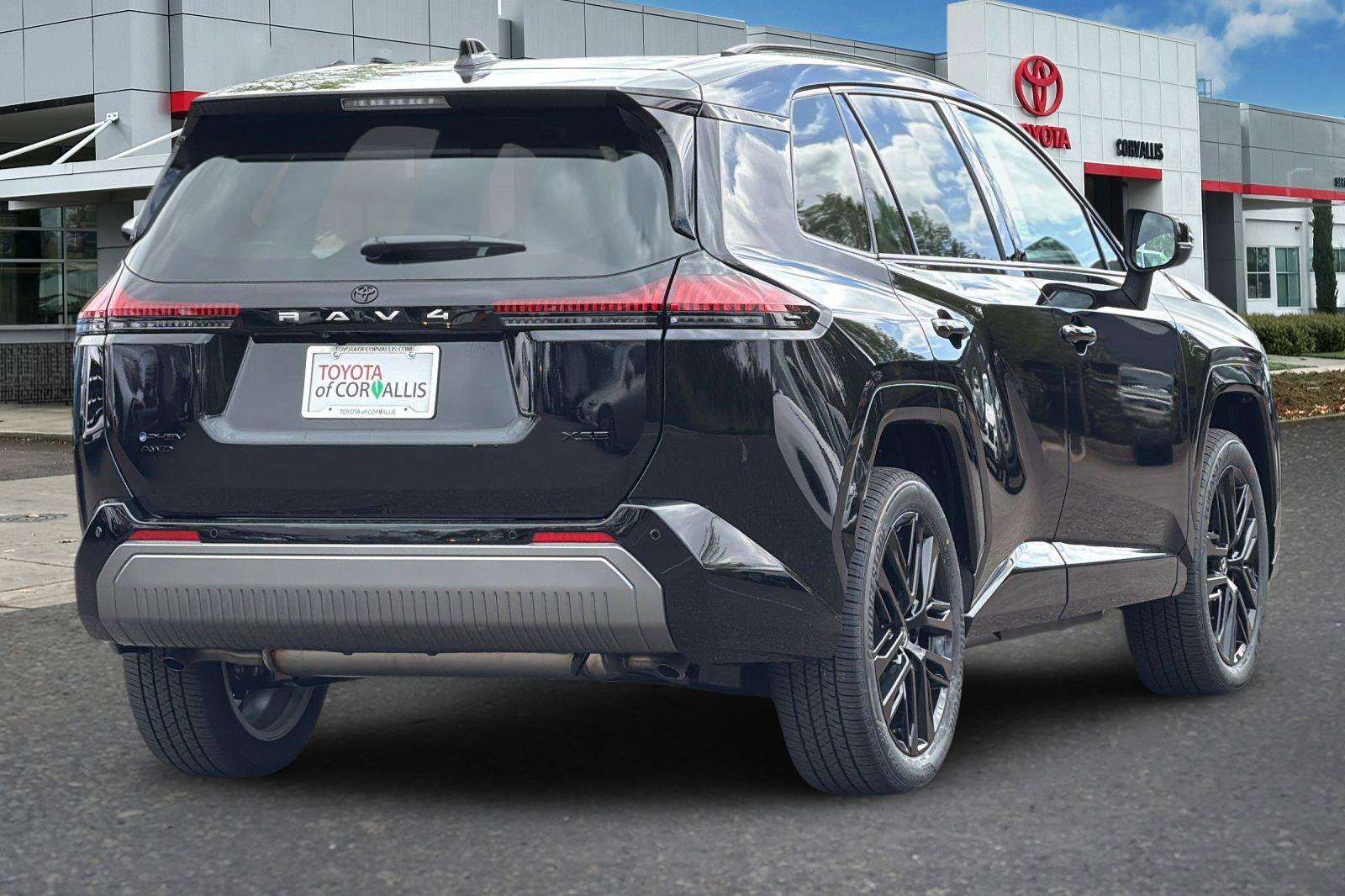 New 2026 Toyota RAV4 XSE AWD/4WD image 5