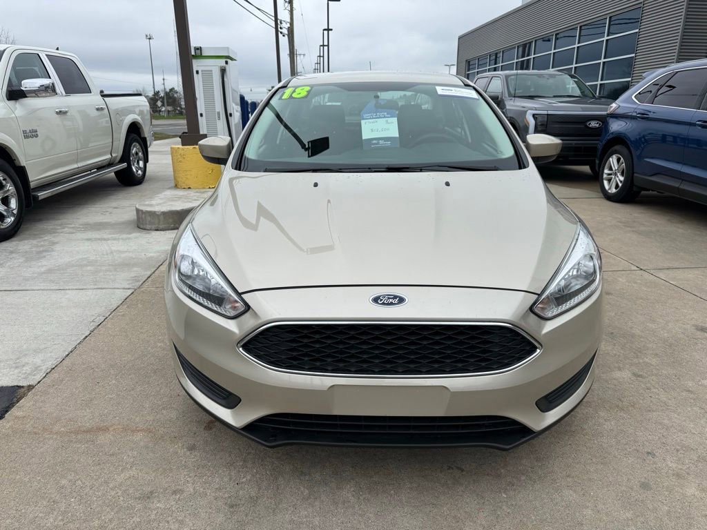 Certified 2018 Ford Focus SE image 6