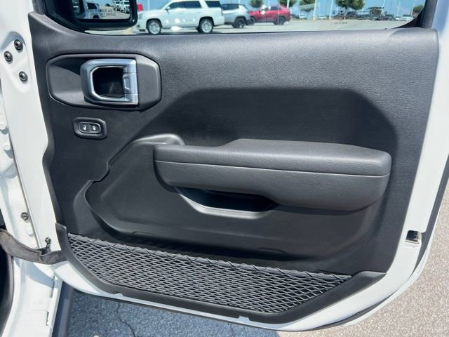 Used 2023 Jeep Gladiator Mojave w/ Trailer Tow Package image 12