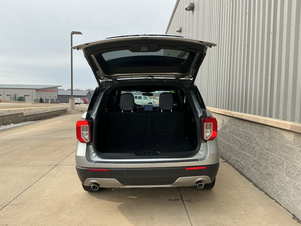 Used 2020 Ford Explorer Limited image 25