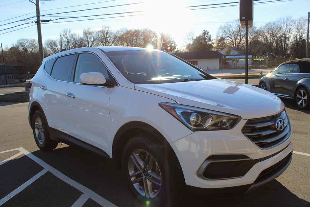 Used 2018 Hyundai Santa Fe Sport FWD image 3