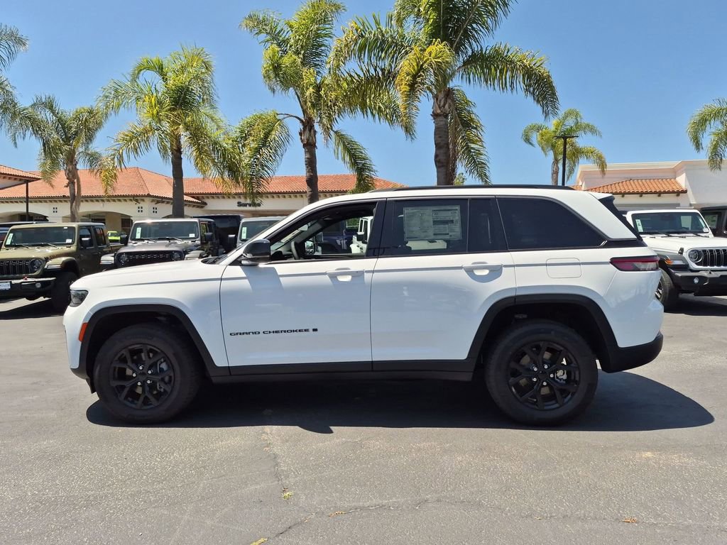 New 2026 Jeep Grand Cherokee Altitude RWD image 7