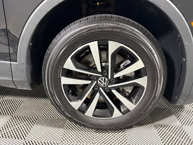Used 2024 Volkswagen Tiguan S AWD/4WD image 11