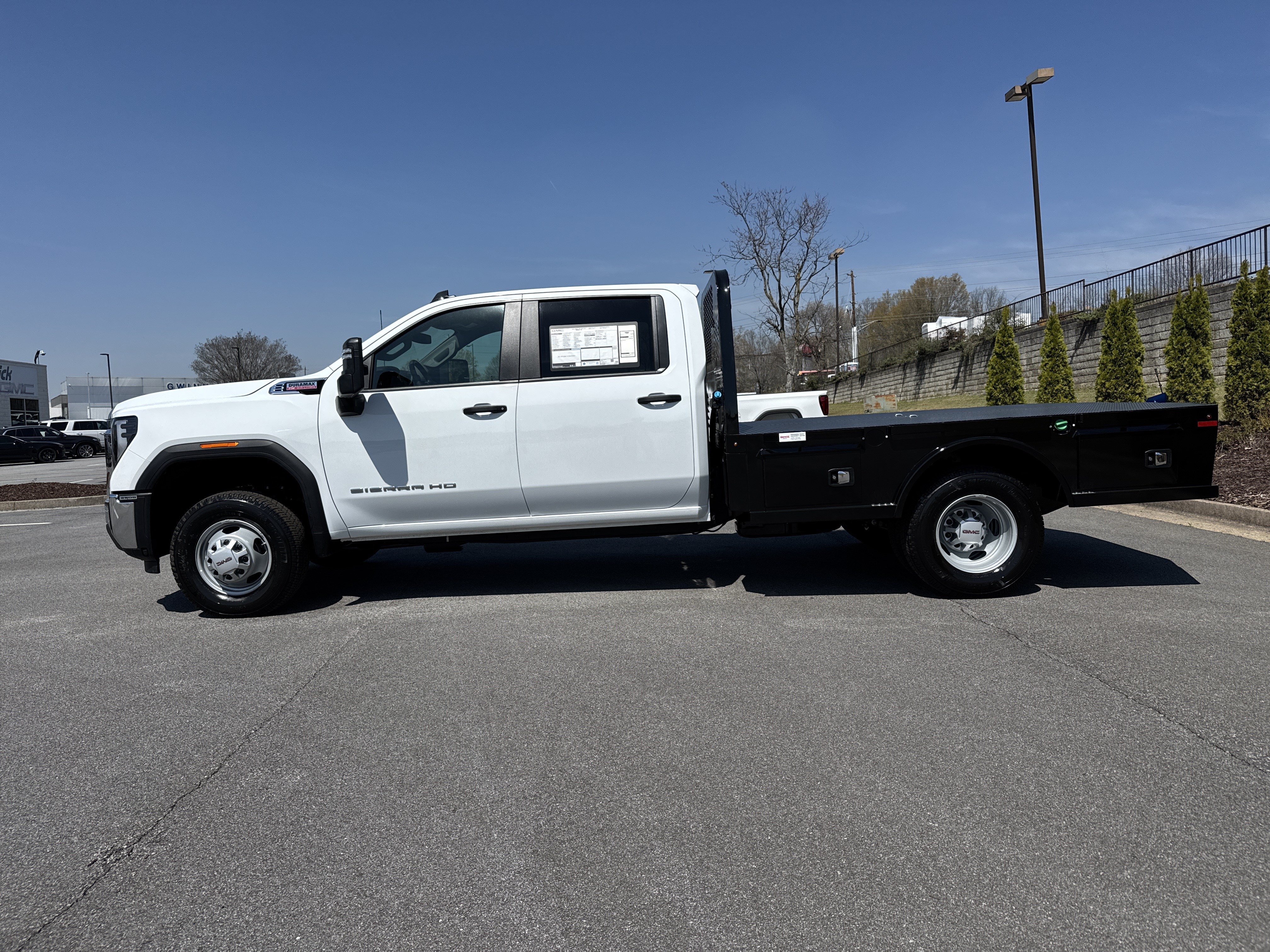 New 2026 GMC Sierra 3500 Pro w/ Convenience Package AWD/4WD image 7