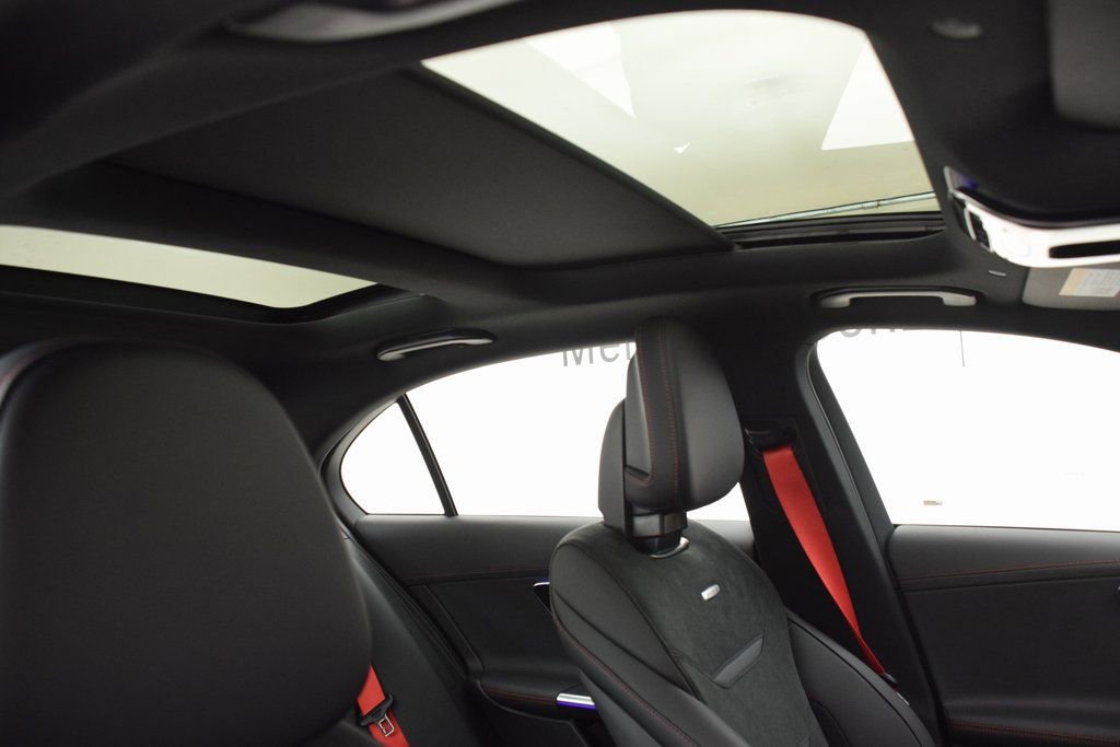 New 2026 Mercedes-Benz C 43 AMG 4MATIC Sedan image 17