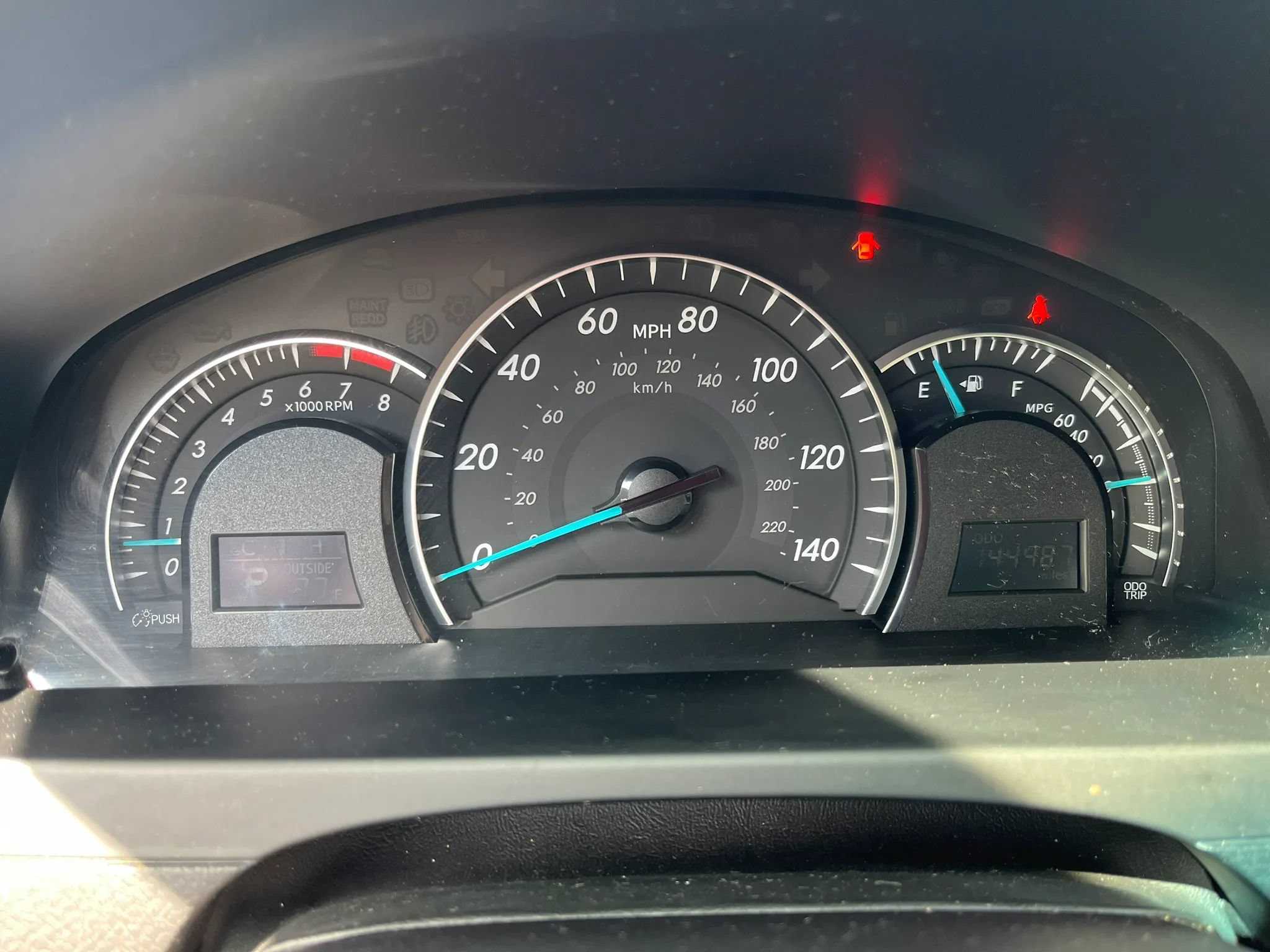 Used 2014 Toyota Camry XLE FWD image 10
