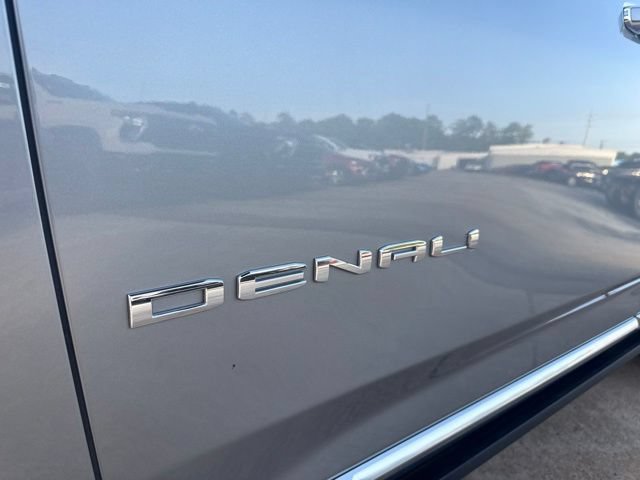 Certified 2023 GMC Yukon Denali RWD image 9