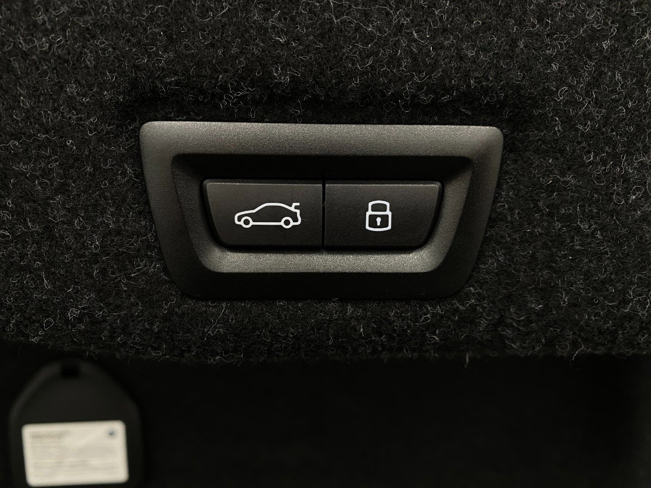 Used 2024 BMW i5 M60 w/ Premium Package image 6